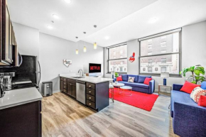 2BR unit in the Heart of DT with view of Playhouse Square, Pool & Gym Access- 305